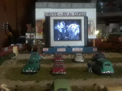 Geoffrey Plumb's N-Scale Layout Featuring an Actual Working Drive-In Movie