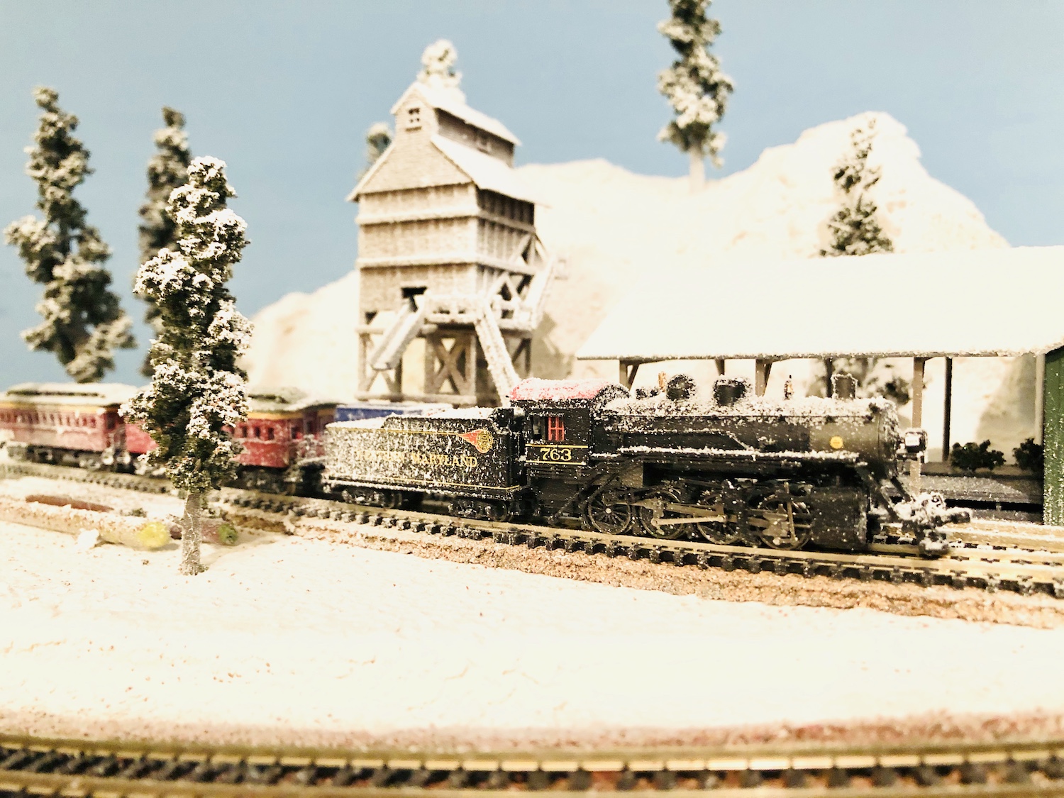 Winter on the N-Scale Blue Ridge & Southern Model Railroad